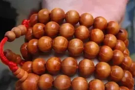 十大冷门且包浆玉化后很惊艳的文玩手串，你知道几个？图片