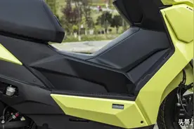 19800元的内卷“加速器”——光阳RACING X150长征版图片