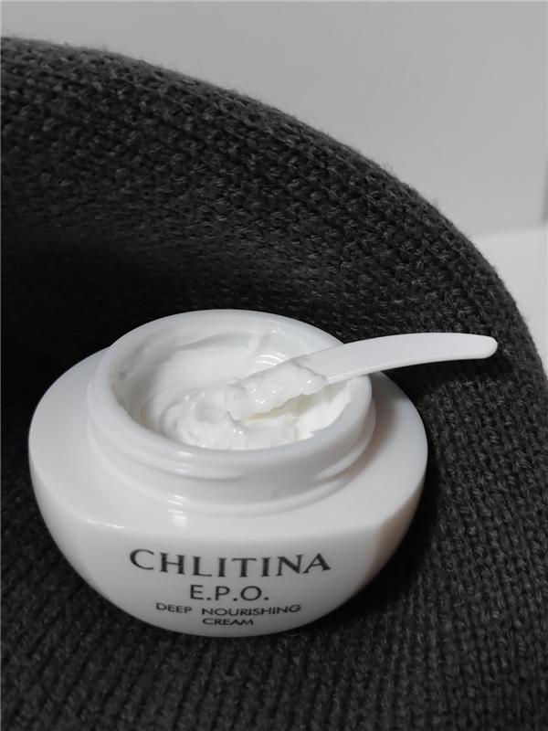 克丽缇娜三合一霜为什么爆火?原来她们都想懒人护肤