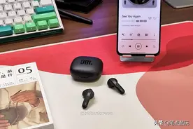 沉浸式听歌，戴着也舒服：JBL WAVE FLEX真无线蓝牙耳机上手图片