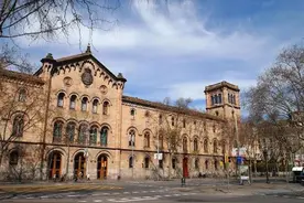 用高考成绩报读西班牙公办名校！层次比肩国内“985”“211”和“双一流”高校图片