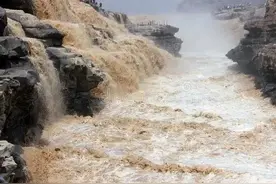 "中国"一词是什么时候出现的？是怎样从地理概念演变为国家概念的图片