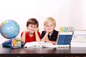 家长该不该选择让孩子低龄留学？以及我对出国留学的一些看法图片