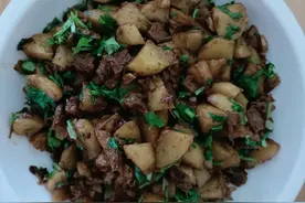 土豆烧牛肉图片