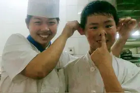 我，15岁厌学当厨师，吃尽生活的苦，大病之后做播音，月收入两万图片