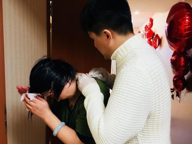 广西岳母熟睡被女婿性侵，心里还纳闷:这老头今晚咋这么有劲！