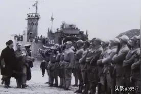 02年台湾老兵回江苏探亲，喝醉酒说漏嘴，女儿：您是共产党的兵？图片