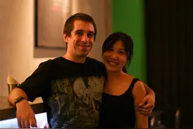 90后英国小伙在武汉开英式酒吧：喜欢武汉人的热情，想让在汉外国人有在家感图片