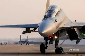 央视曝光！歼-16驱离外机全过程！军迷：歼-16的定位到底是啥？图片