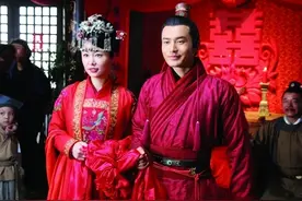 民间故事：锦鲤救人图片