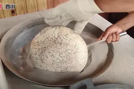 广元利州区火烧馍：草木灰中的“花馍馍”图片