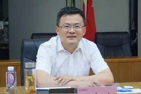 王玺玮任鄂州市委副书记（附简历）图片