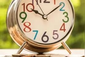 加拿大/美国/中国/：年薪百万分别要交多少税？图片