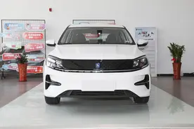 小冷门电动车，新款东风风行S60 EV上市，续航430km，15.29万元起图片