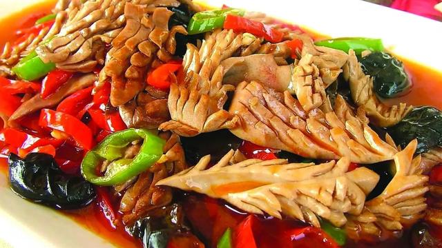 火爆腰花的家常做法,猛火爆炒,爽滑脆嫩无腥味,出锅香气四溢