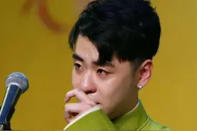 南京这一夜，31岁的张云雷，揭开了德云社最后的遮羞布图片