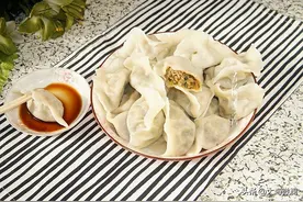 立秋饺子，就吃这个馅，抢秋膘还消暑，一口一个太香了，真解馋图片