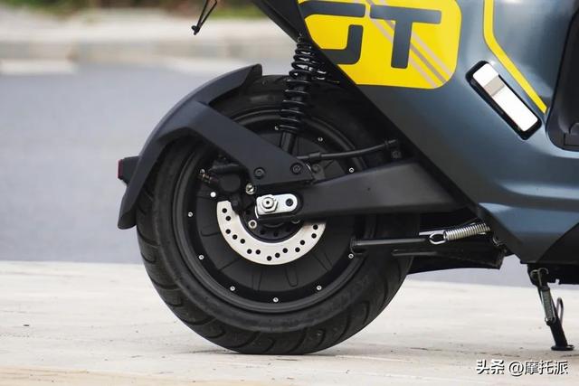 它真的是智商税吗：五羊-本田高性能电摩U-GO GT综合评测