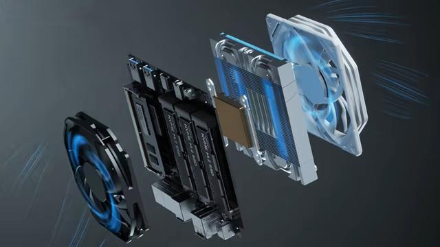 极夜官宣DeskOne T2迷你主机：三盘位双网口双USB4单OCuLink
