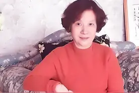 封杀3年后，48岁赵薇现状曝光，身材发福像大妈，亲人遭遇惹争议图片