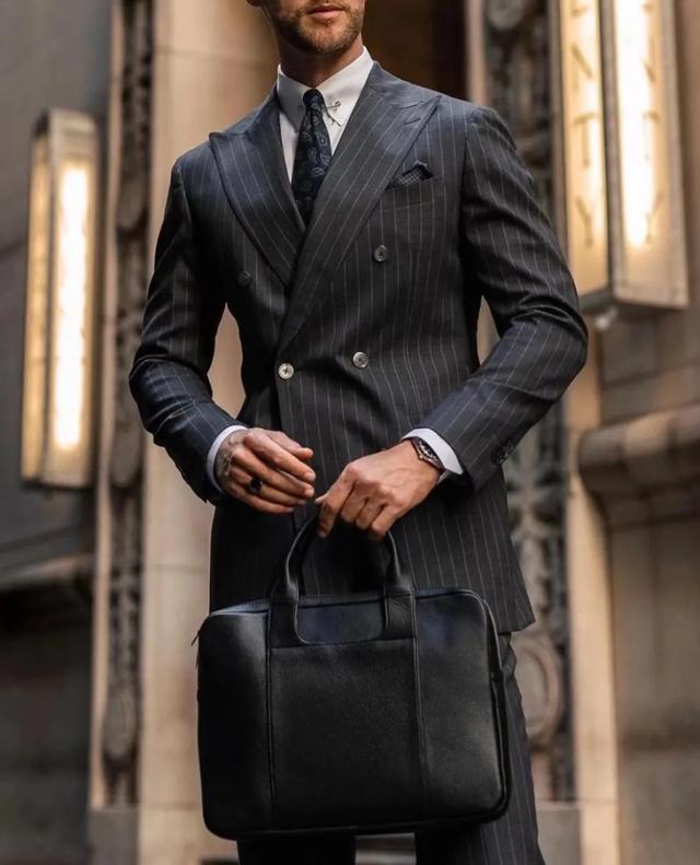 ����Ӣ�������Ļ�е�����߼��������ʸУ�һ��5��