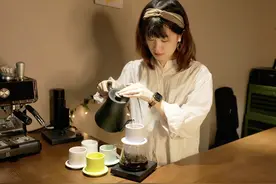 我，90后，酷爱咖啡，为了咖啡事业从银行裸辞去沪飘，累并快乐着图片