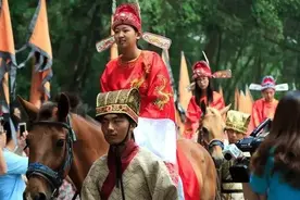 高考结束，考生一般会选择什么礼物给自己？图片