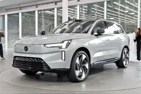 沃尔沃EX90：沃尔沃的新旗舰SUV，22英寸大轮气场直接拉满图片
