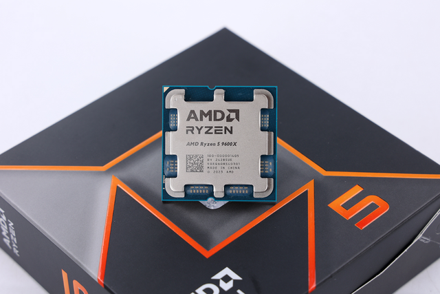 预算9k打造的桌面MATX小钢炮：9600X+5060Ti+闪鳞G500装机