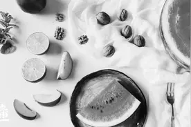 一个人的时候，也要好好吃饭图片