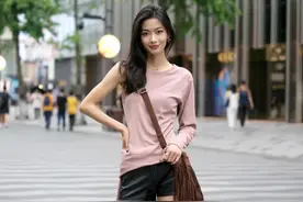 佩服夏天仍在穿“靴子”的女孩，真的挺有魅力图片