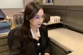 都说兔子不吃窝边草，前中行董事长，连窝里草都抢着吃，不挑食啊图片