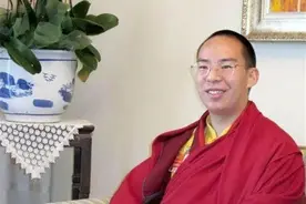 二次世界佛教大会上，班禅用英语发表演说震惊四座一时成为美谈图片