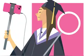 中国特稿：史上最难就业季 中国大学生转向短视频直播行业图片