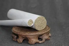 非物质文化遗产:湖北蕲春艾灸疗法，凝聚医家力量的古老文化瑰宝图片