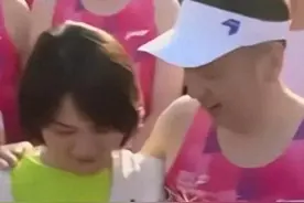 无锡马拉松“野鸳鸯”事件后续！更多照片被扒，公司和拍摄者回应图片