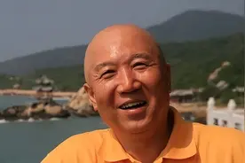 张晖：花8亿建108米海上观音像，4年后却意外死在水中，死因成谜图片