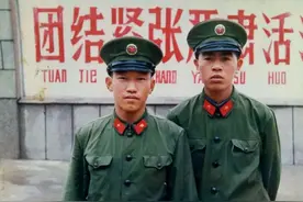 1987年，他在老山痛失一腿，退伍后响应号召，垦荒1200亩年入百万图片