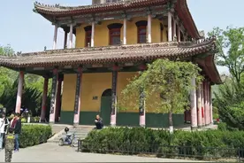 西安革命公园相亲角的婚姻预测图片