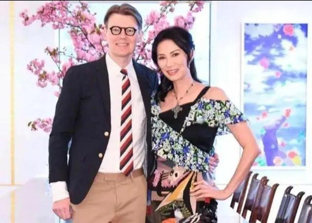 海外华人婚恋故事之：街角墙边的激情热吻终结了他们的爱情