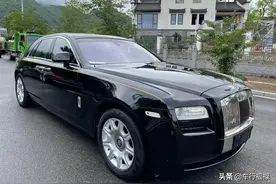 花218万买台二手古斯特，看到后排，邻居直言豪华图片