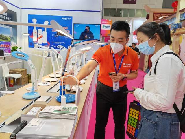 f1bd689a00734606b2436fe5d181032b~tplv-tt-shrink:640:0.image?traceid=20230427164243CF897940E4FF53702C9B&x-expires=2147483647&x-signature=SFU350fb9IKZo1zrCNH2yweLzBk%3D