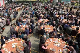 国内人现在都只随礼却不参加酒席，这是为什么呢？行家说出实情图片