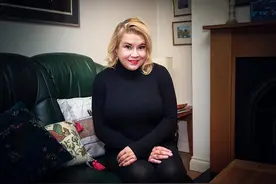 43岁女星艾丹因绝症病逝！胃出血22天抢救无效，四兄妹已全部去世图片