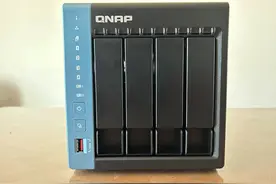 以威联通为例，怎么在NAS上以Docker的方式安装openWRT软路由图片