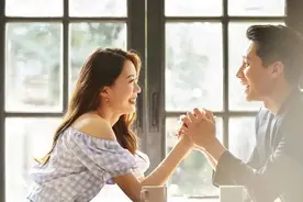 中年以后才懂的择偶秘籍：女人“挑”老公，别太在意身高和颜值图片