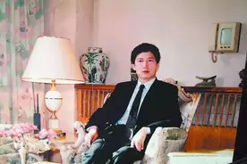 帅哥李春平为了出国，41岁娶79岁美国富婆，后来继承百亿财产图片