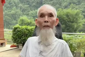 许华升88岁爷爷因新冠离世！两度感染住进医院，升妈透露详情图片