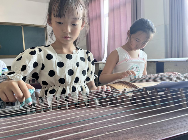 多彩社团 多彩生活——洛龙二实校社团活动纪实