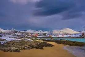 世界上没有白天黑夜之分，当地取消了24小时制，吃饭睡觉全凭感觉图片